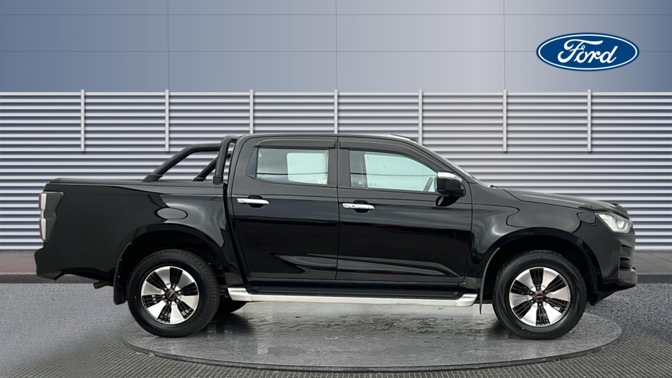 Isuzu D-Max Diesel 1.9 DL40 Double Cab 4x4 Auto - Image 5