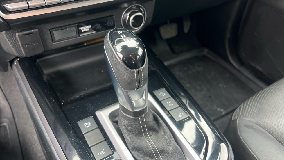 Isuzu D-Max Diesel 1.9 DL40 Double Cab 4x4 Auto - Image 13