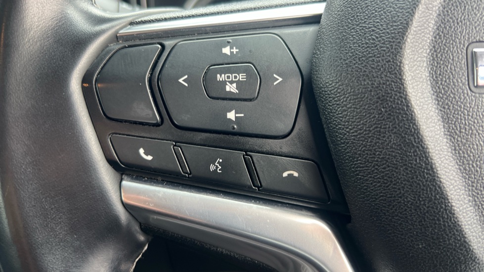 Isuzu D-Max Diesel 1.9 DL40 Double Cab 4x4 Auto - Image 36