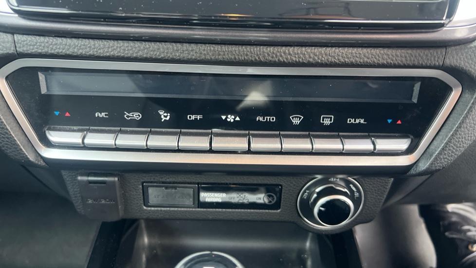 Isuzu D-Max Diesel 1.9 DL40 Double Cab 4x4 Auto - Image 37