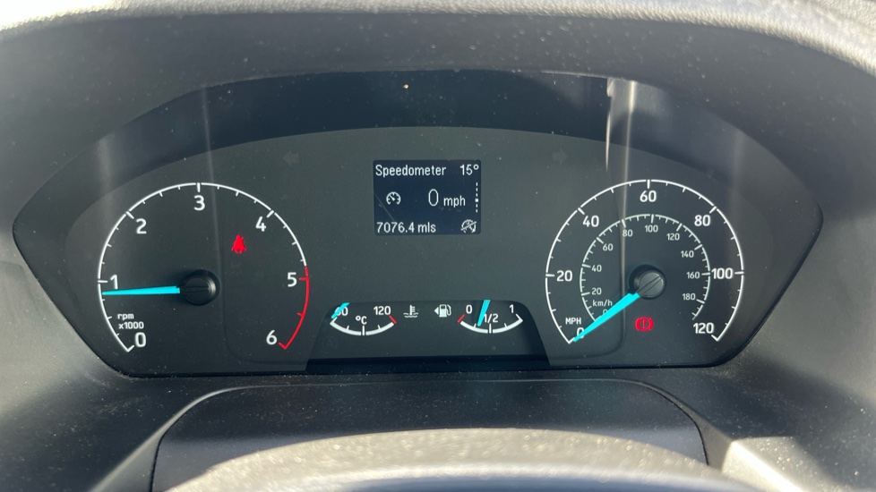 Ford Transit Custom 280 L1 Diesel Fwd 2.0 EcoBlue 130ps Low Roof Limited Van - Image 18