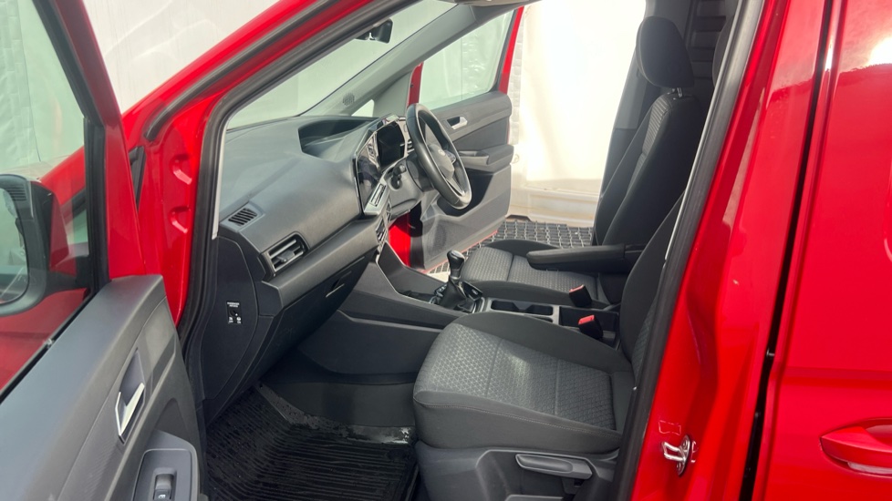 Ford Transit Connect 230 L2 Diesel 2.0 EcoBlue 102ps Limited Van - Image 9