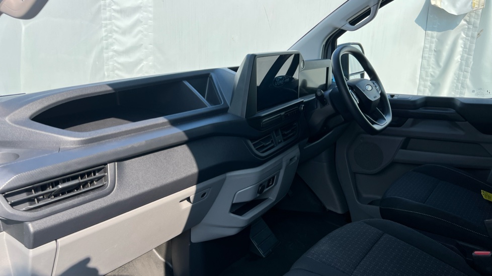 Ford Transit Custom 320 L1 Petrol Fwd 2.5 PHEV 232ps H1 Van Trend Auto - Image 9