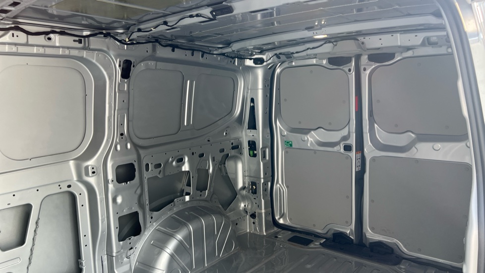 Ford Transit Custom 320 L1 Petrol Fwd 2.5 PHEV 232ps H1 Van Trend Auto - Image 16