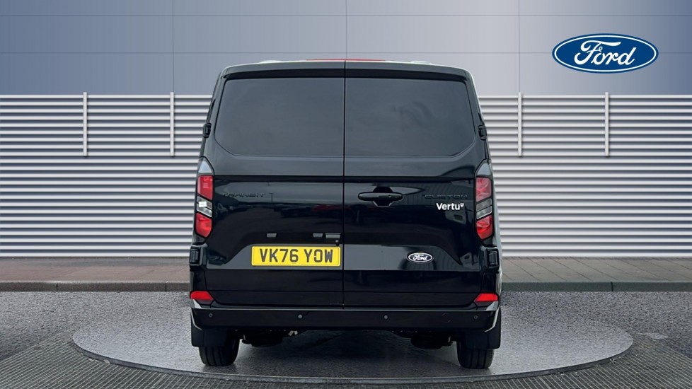 Ford Transit Custom 320 L1 Diesel Fwd 2.0 EcoBlue 150ps H1 Double Cab Van Limited - Image 6