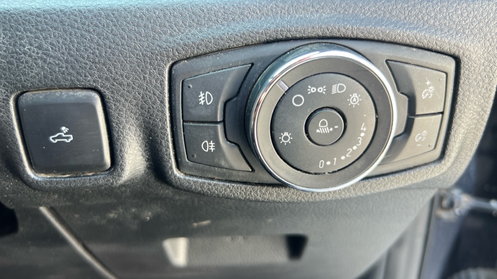 Ford Ranger Diesel Pick Up Double Cab Wildtrak 2.0 EcoBlue 213 Auto - Image 35