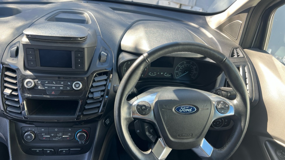 Ford Transit Connect 240 L1 Diesel 1.5 EcoBlue 100ps Limited Van - Image 10