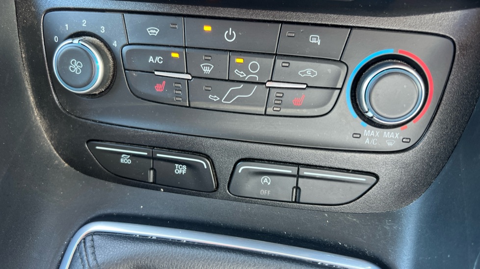 Ford Transit Connect 240 L1 Diesel 1.5 EcoBlue 100ps Limited Van - Image 24