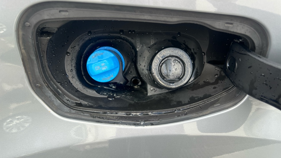 Ford Transit Connect 240 L1 Diesel 1.5 EcoBlue 100ps Limited Van - Image 33
