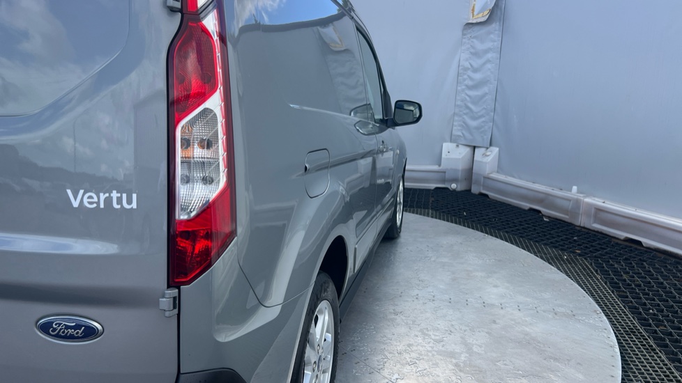 Ford Transit Connect 240 L1 Diesel 1.5 EcoBlue 100ps Limited Van - Image 34