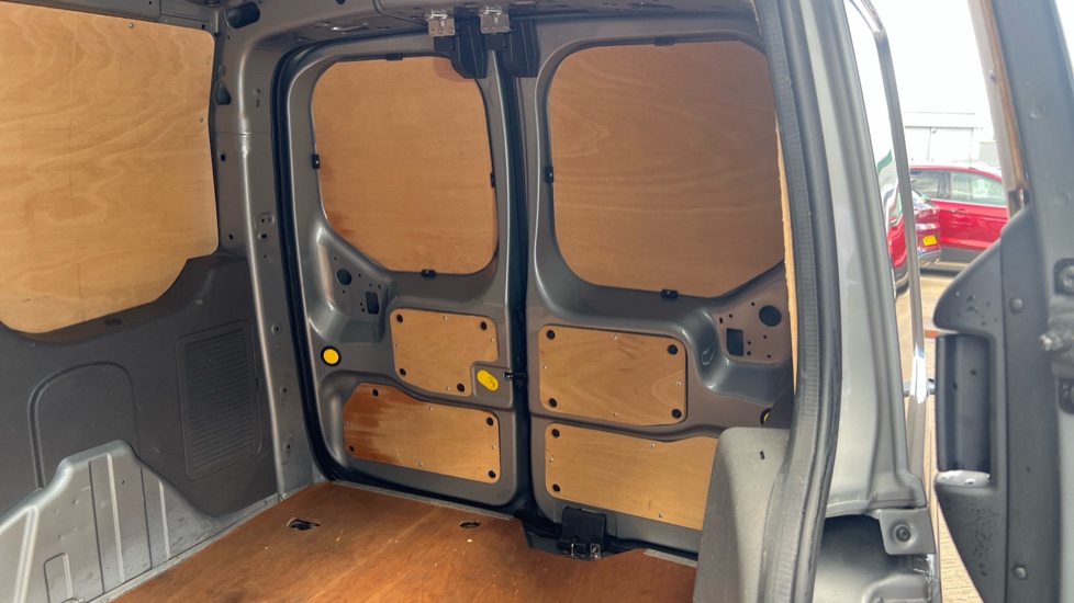 Ford Transit Connect 240 L1 Diesel 1.5 EcoBlue 100ps Limited Van - Image 39