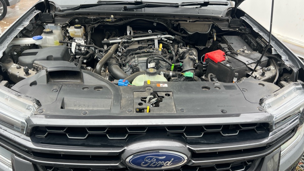 Ford Ranger Petrol Pick Up D/Cab Wildtrak 2.3 EcoBoost PHEV 281 Auto - Image 8
