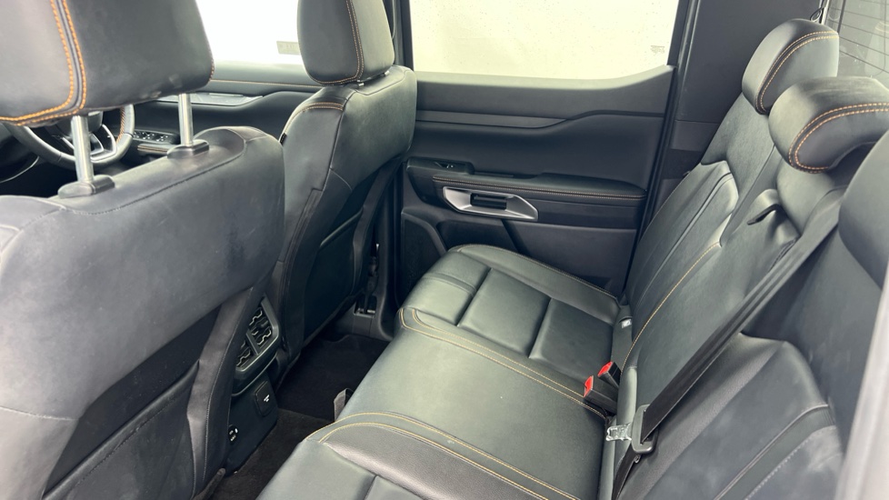 Ford Ranger Petrol Pick Up D/Cab Wildtrak 2.3 EcoBoost PHEV 281 Auto - Image 16