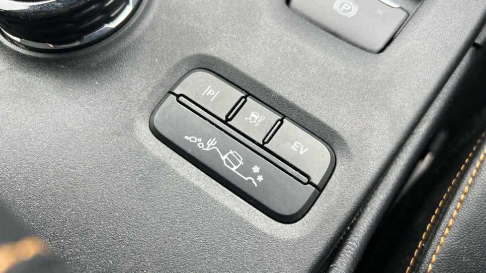 Ford Ranger Petrol Pick Up D/Cab Wildtrak 2.3 EcoBoost PHEV 281 Auto - Image 30