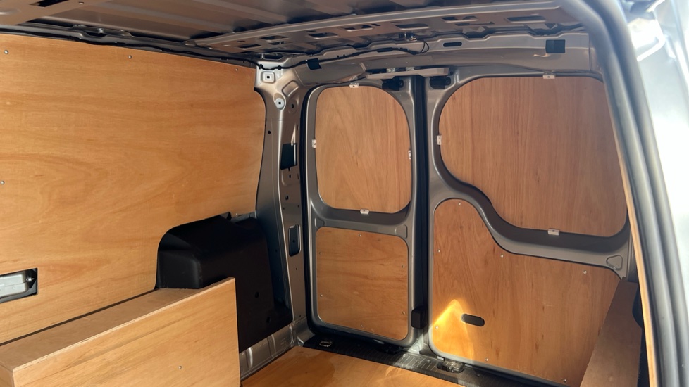 Ford Transit Connect 250 L2 Petrol 1.5 EcoBoost PHEV 150 Trend Van Auto - Image 16