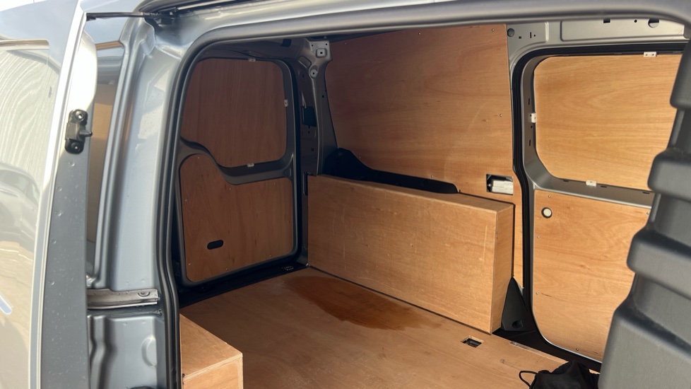 Ford Transit Connect 250 L2 Petrol 1.5 EcoBoost PHEV 150 Trend Van Auto - Image 43