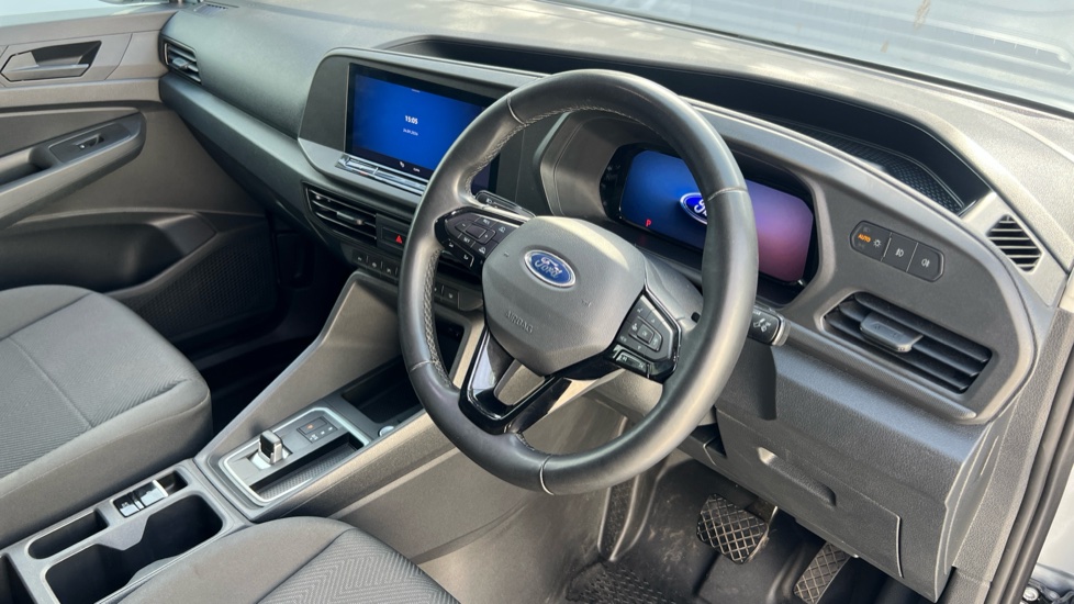 Ford Transit Connect 250 L2 Petrol 1.5 EcoBoost PHEV 150 Trend Van Auto - Image 11