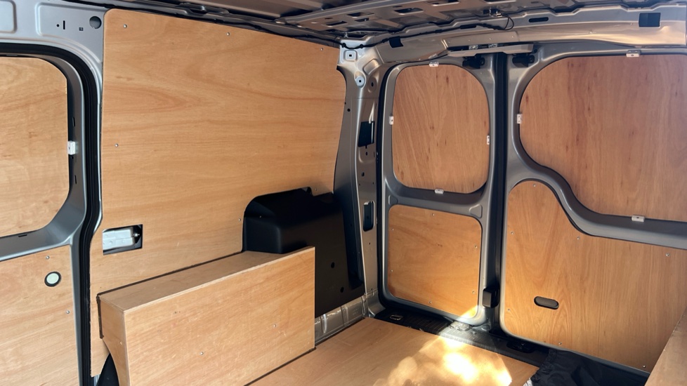 Ford Transit Connect 250 L2 Petrol 1.5 EcoBoost PHEV 150 Trend Van Auto - Image 16