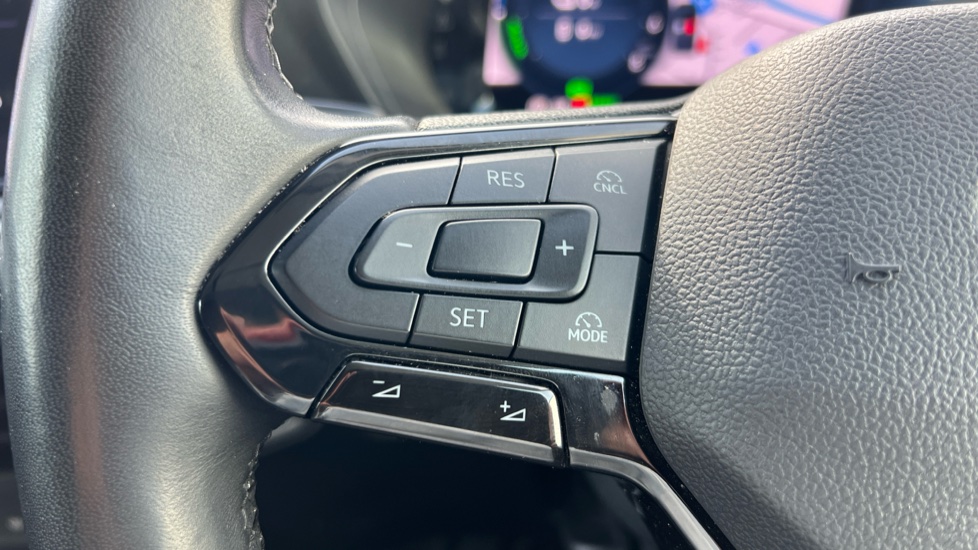 Ford Transit Connect 250 L2 Petrol 1.5 EcoBoost PHEV 150 Trend Van Auto - Image 32