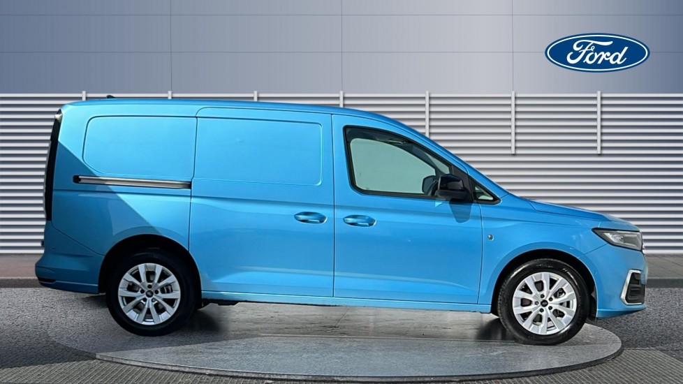 Ford Transit Connect 250 L2 Petrol 1.5 EcoBoost PHEV 150 Limited Van Auto - Image 5