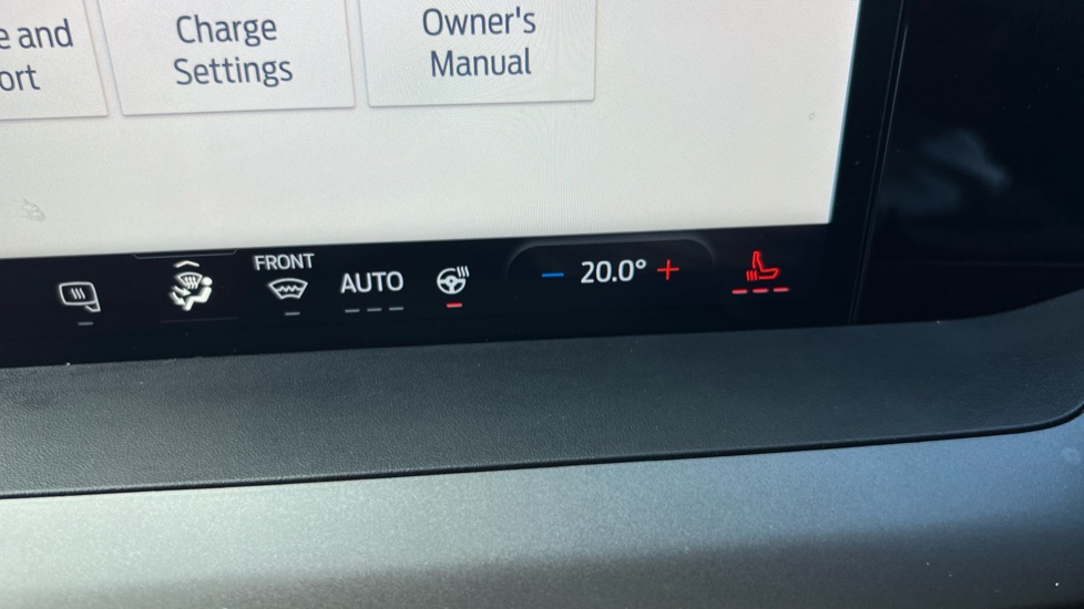 Ford Transit Courier E-Transit Courier 100kW 43kWh Trend Van Auto - Image 27