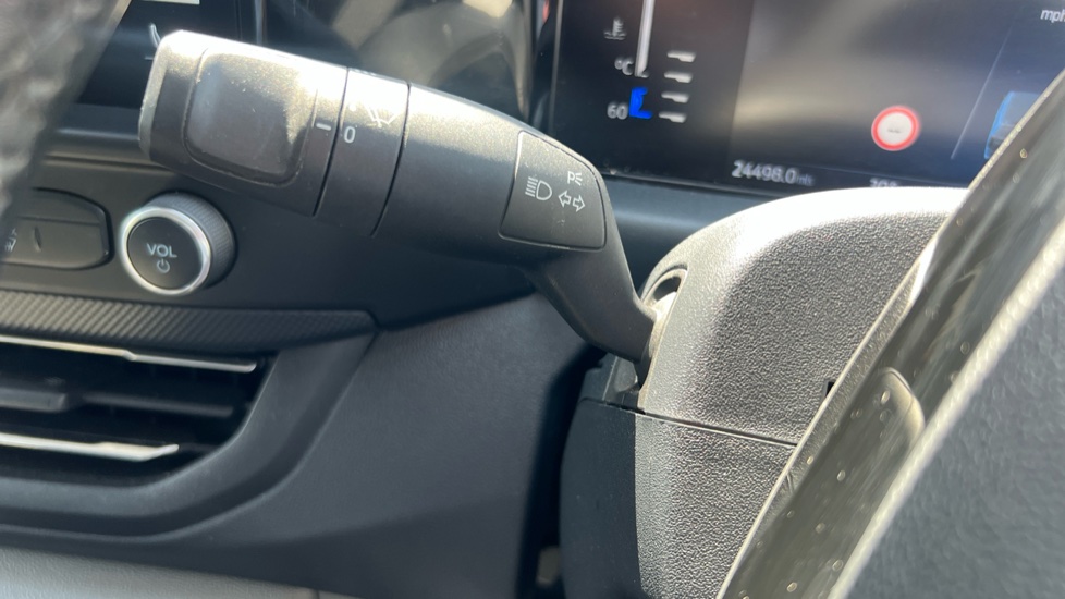 Ford Transit Custom 300 L1 Diesel Fwd 2.0 EcoBlue 136ps H1 Van Limited - Image 34