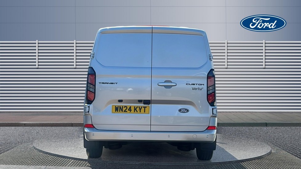 Ford Transit Custom 300 L1 Diesel Fwd 2.0 EcoBlue 136ps H1 Van Limited - Image 6