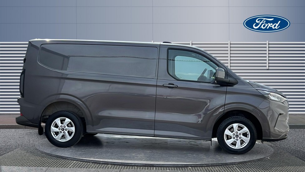 Ford Transit Custom 300 L1 Diesel Fwd 2.0 EcoBlue 136ps H1 Van Limited - Image 5