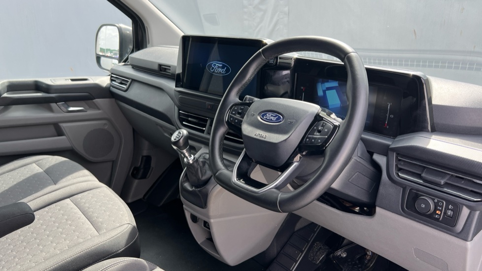 Ford Transit Custom 300 L1 Diesel Fwd 2.0 EcoBlue 136ps H1 Van Limited - Image 11