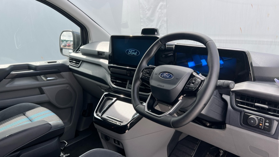 Ford Transit Custom 320 L2 Diesel Fwd 2.0 EcoBlue 170ps H1 Double Cab Van Sport Auto - Image 11