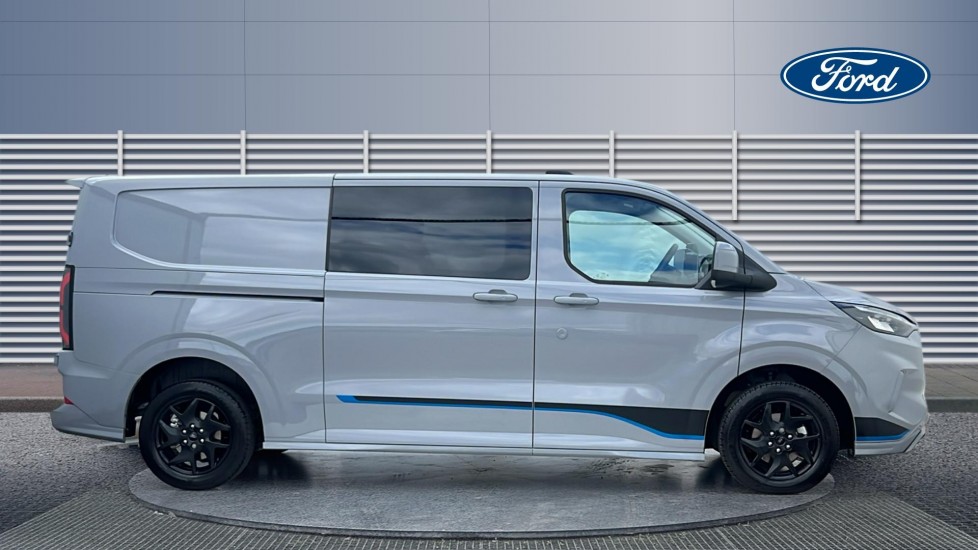 Ford Transit Custom 320 L2 Diesel Fwd 2.0 EcoBlue 170ps H1 Double Cab Van Sport Auto - Image 5