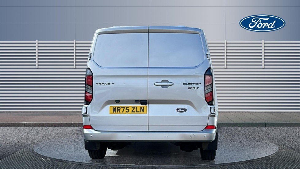 Ford Transit Custom 320 L1 Diesel Fwd 2.0 EcoBlue 136ps H1 Van Limited - Image 6