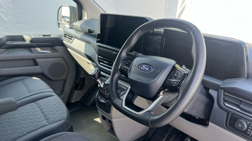 Ford Transit Custom 300 L1 Diesel Fwd 2.0 EcoBlue 136ps H1 Van Limited - Image 11