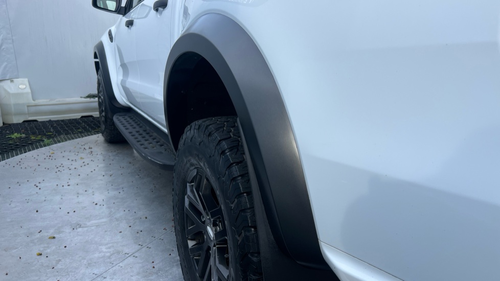 Ford Ranger Diesel Pick Up Double Cab Raptor 2.0 EcoBlue 213 Auto - Image 27
