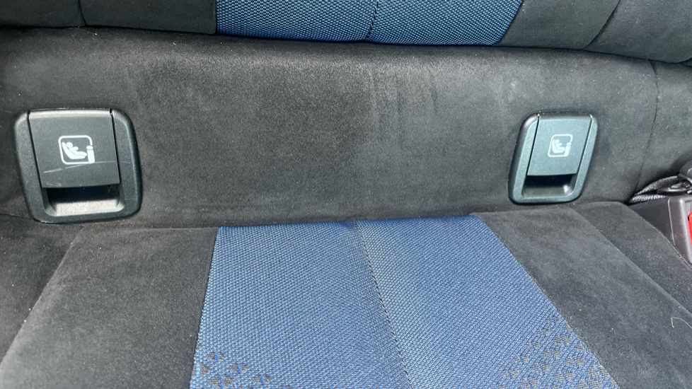 BMW 1 Series M135i xDrive 5dr Step Auto Petrol Hatchback - Image 38