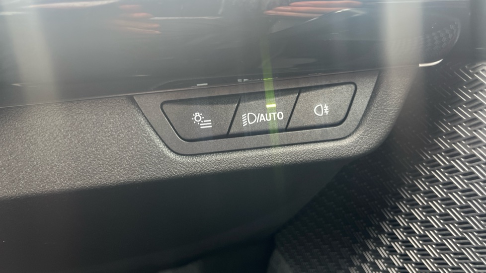BMW X1 sDrive 18d xLine 5dr Step Auto Diesel Estate - Image 26