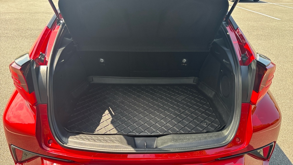 Toyota C-HR 2.0 Hybrid GR Sport 5dr CVT Hybrid Hatchback - Image 4