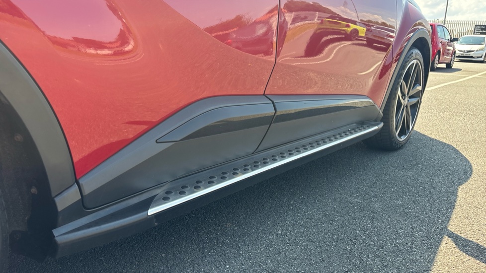 Toyota C-HR 2.0 Hybrid GR Sport 5dr CVT Hybrid Hatchback - Image 33