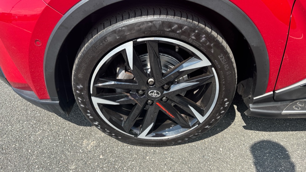 Toyota C-HR 2.0 Hybrid GR Sport 5dr CVT Hybrid Hatchback - Image 37