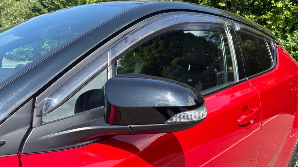 Toyota C-HR 2.0 Hybrid GR Sport 5dr CVT Hybrid Hatchback - Image 38