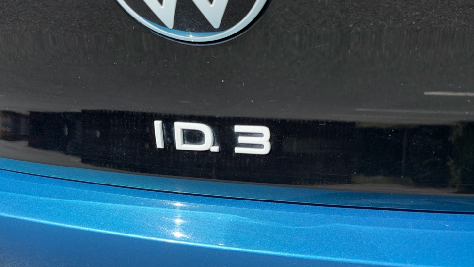 Volkswagen ID.3 150kW Pro Launch Edition 1 58kWh 5dr Auto Electric Hatchback - Image 24
