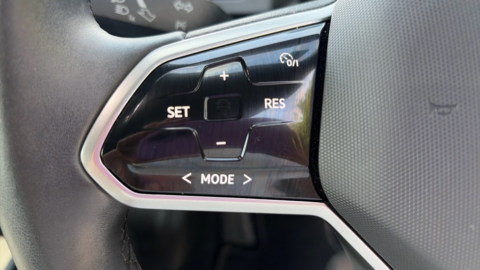Volkswagen ID.3 150kW Pro Launch Edition 1 58kWh 5dr Auto Electric Hatchback - Image 30