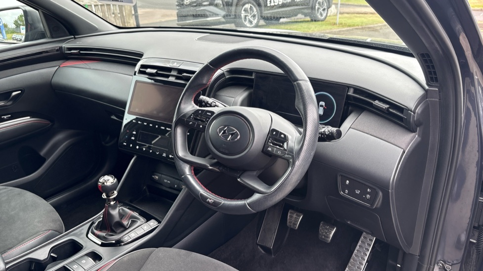 Hyundai TUCSON 1.6 TGDi N Line S 5dr 2WD Petrol Estate - Image 11