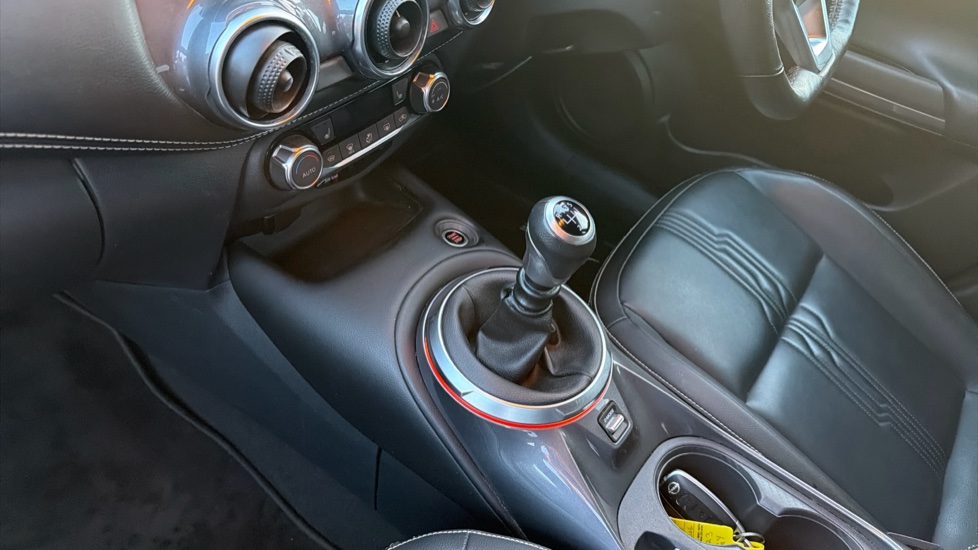 Nissan Juke 1.0 DiG-T 114 Tekna 5dr Petrol Hatchback - Image 13