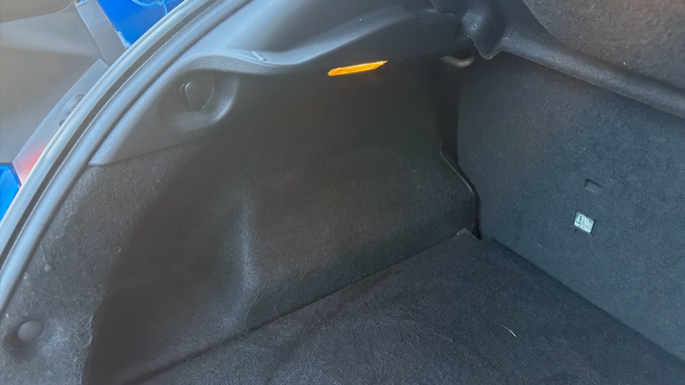 Nissan Juke 1.0 DiG-T 114 Tekna 5dr Petrol Hatchback - Image 24