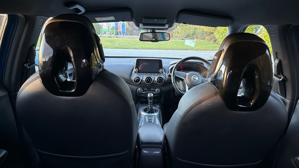 Nissan Juke 1.0 DiG-T 114 Tekna 5dr Petrol Hatchback - Image 25