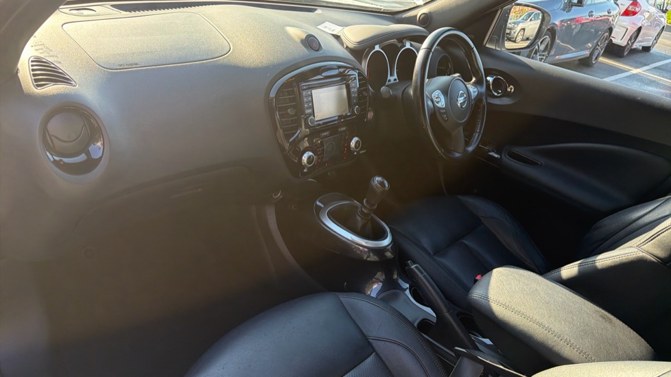 Nissan Juke 1.5 dCi Tekna 5dr Diesel Hatchback - Image 9