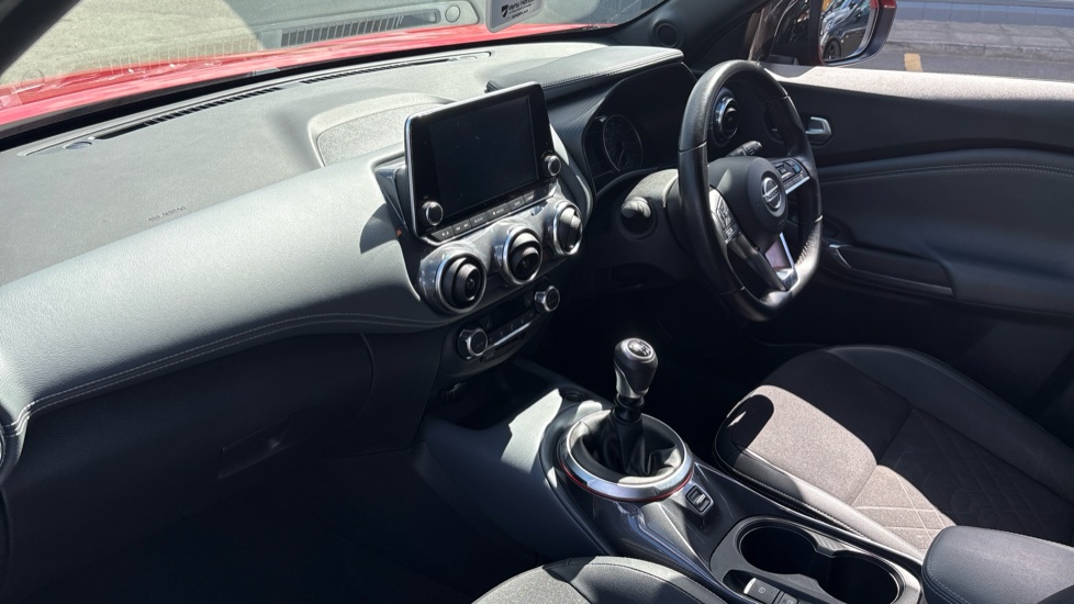 Nissan Juke 1.0 DiG-T 114 Tekna 5dr Petrol Hatchback - Image 9