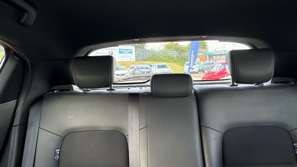 Nissan Juke 1.0 DiG-T 114 Tekna 5dr Petrol Hatchback - Image 15