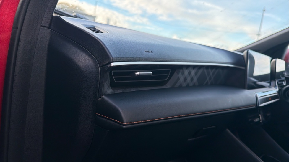 MG MG3 1.5 Hybrid Trophy 5dr Auto Hybrid Hatchback - Image 19